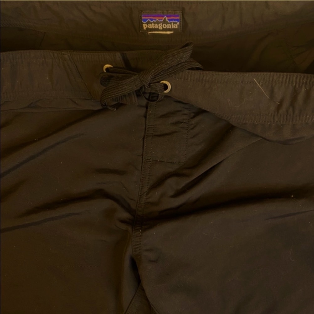 PATAGONIA BLACK BOARD SHORTS SZ 36 INSEAM 10 NYLON - Picture 5 of 7
